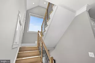 111 Courthouse Rd SW, Vienna, VA 22180 - Photo 25
