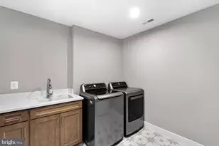 111 Courthouse Rd SW, Vienna, VA 22180 - Photo 49