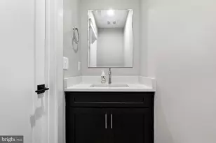 111 Courthouse Rd SW, Vienna, VA 22180 - Photo 67
