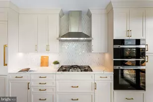 6718 Lowell Ave, McLean, VA 22101 - Photo 9