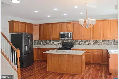 8140 Gilroy Drive, Lorton, VA 22079 - Photo 5