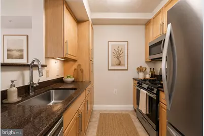 11760 Sunrise Valley Drive #509, Reston, VA 20191 - Photo 5
