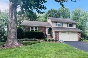 13506 Glendundee Dr, Herndon, VA 20171 - Photo 1