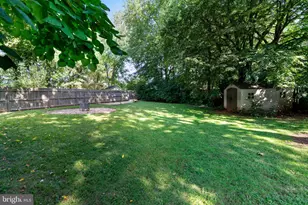 13506 Glendundee Dr, Herndon, VA 20171 - Photo 27