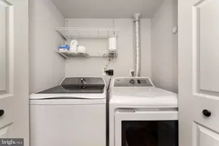 13506 Glendundee Dr, Herndon, VA 20171 - Photo 19
