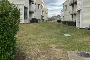 2490 Quick St, Herndon, VA 20171 - Photo 25