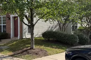 2490 Quick St, Herndon, VA 20171 - Photo 23