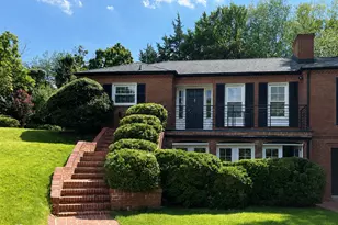 6301 Lakeview Dr, Falls Church, VA 22041 - Photo 1