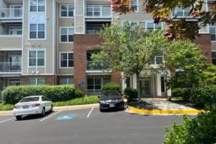 2700 Bellforest Ct, Vienna, VA 22180 - Photo 17