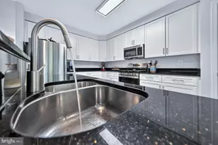 6240 Windham Hill Run, Alexandria, VA 22315 - Photo 25