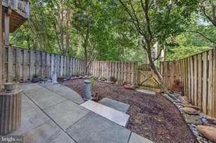 6240 Windham Hill Run, Alexandria, VA 22315 - Photo 37
