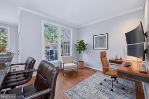 6240 Windham Hill Run, Alexandria, VA 22315 - Photo 9