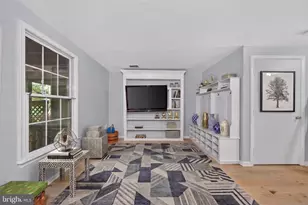 6240 Windham Hill Run, Alexandria, VA 22315 - Photo 11