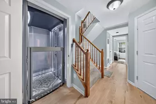 6240 Windham Hill Run, Alexandria, VA 22315 - Photo 17
