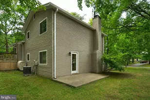 2405 Earlsgate Ct, Reston, VA 20191 - Photo 11
