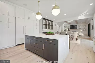 8316 Westchester Drive, Vienna, VA 22182 - Photo 13