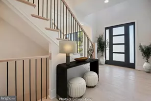 8316 Westchester Dr, Vienna, VA 22182 - Photo 3