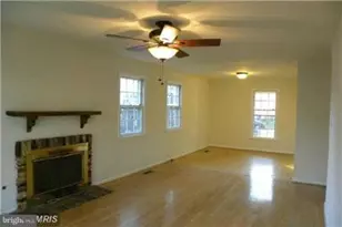 4205 Kincaid Ct, Chantilly, VA 20151 - Photo 3