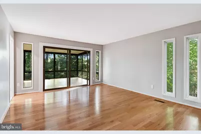 9022 Trailridge Court, Vienna, VA 22182 - Photo 11