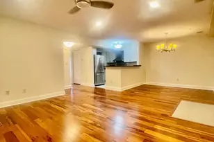 6917 Mary Caroline Cir, Alexandria, VA 22310 - Photo 3