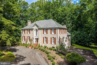 9185 Old Dominion Drive, McLean, VA 22102 - Photo 7