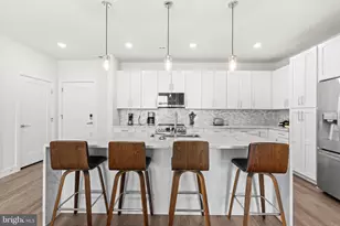 1761 Old Meadow Rd, McLean, VA 22102 - Photo 3
