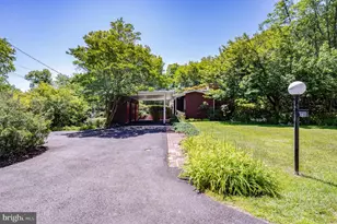 7407 Recard Ln, Alexandria, VA 22307 - Photo 3