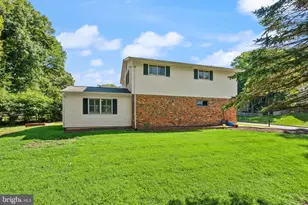 5024 Wheatstone Dr, Fairfax, VA 22032 - Photo 11