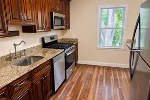 5530 Kendrick Ln, Burke, VA 22015 - Photo 3