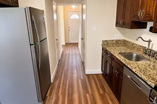 5530 Kendrick Ln, Burke, VA 22015 - Photo 7