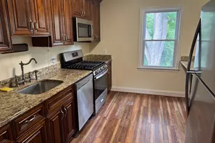 5530 Kendrick Ln, Burke, VA 22015 - Photo 5