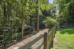 11108 Lochinver Ln, Oakton, VA 22124 - Photo 31