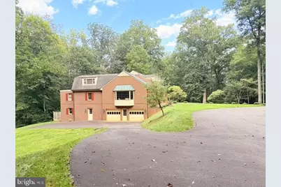 9187 Old Dominion Drive, McLean, VA 22102 - Photo 31