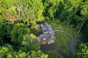 9187 Old Dominion Dr, McLean, VA 22102 - Photo 25