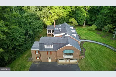 9187 Old Dominion Drive, McLean, VA 22102 - Photo 11