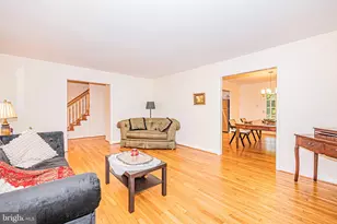 7111 Cheshire Ct, Alexandria, VA 22307 - Photo 5