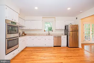 7111 Cheshire Ct, Alexandria, VA 22307 - Photo 11