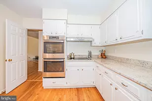 7111 Cheshire Ct, Alexandria, VA 22307 - Photo 13