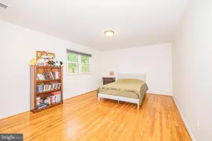 7111 Cheshire Ct, Alexandria, VA 22307 - Photo 23