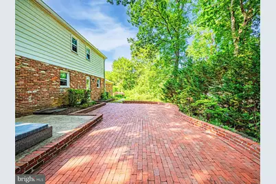 7111 Cheshire Court, Alexandria, VA 22307 - Photo 9