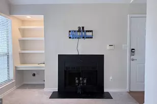 3908 Penderview Dr, Fairfax, VA 22033 - Photo 9