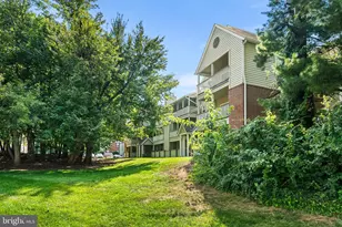 12151 Penderview Ln, Fairfax, VA 22033 - Photo 25