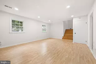 9002 Teddy Rae Ct, Springfield, VA 22152 - Photo 29