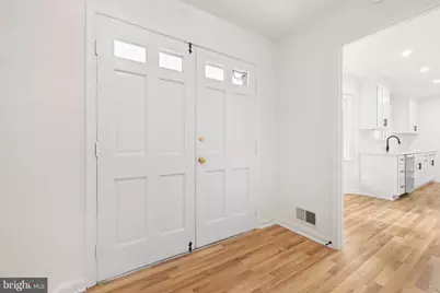 9002 Teddy Rae Court, Springfield, VA 22152 - Photo 5
