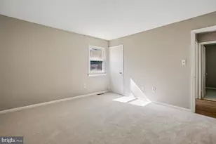 7706 Carrleigh Pkwy, Springfield, VA 22152 - Photo 19