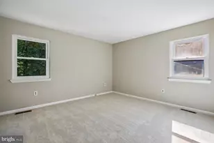 7706 Carrleigh Pkwy, Springfield, VA 22152 - Photo 17