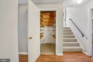 7706 Carrleigh Pkwy, Springfield, VA 22152 - Photo 33