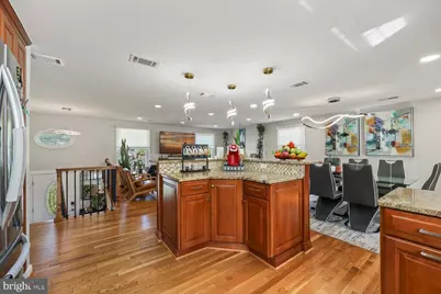 [Address not provided], Fairfax, VA 22033 - Photo 9