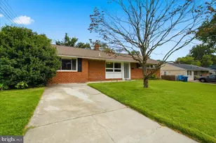 7414 Inzer St, Springfield, VA 22151 - Photo 3