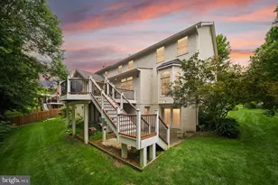 13830 Laurel Rock Ct, Clifton, VA 20124 - Photo 3